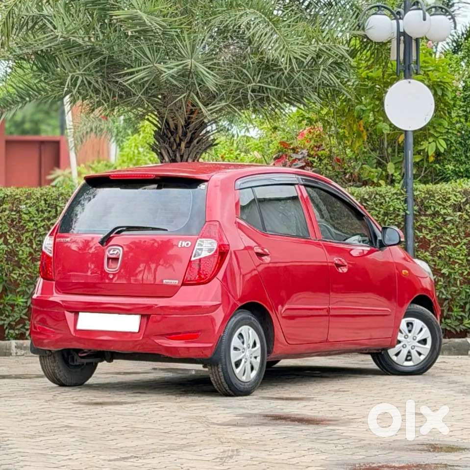 Hyundai I10 Sportz At, 2011, Petrol