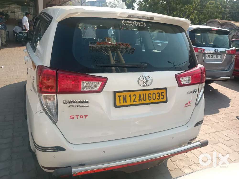 Toyota Innova Crysta 2022 Diesel 155000 Km Driven
