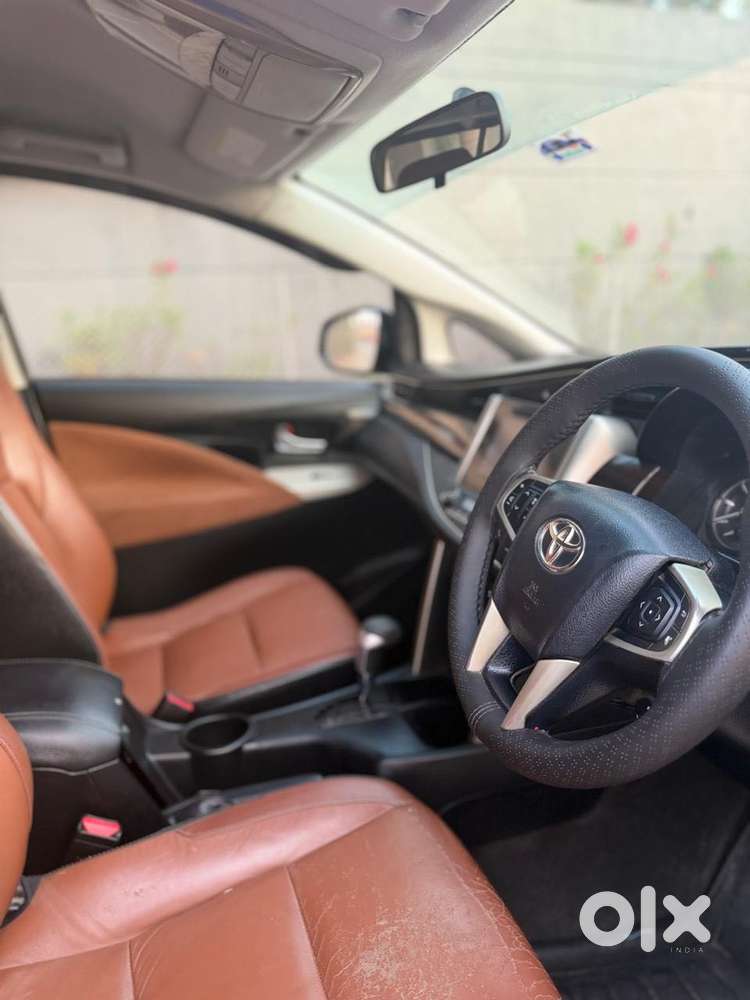 Toyota Innova Crysta 2.8 Zx At, 2016, Diesel