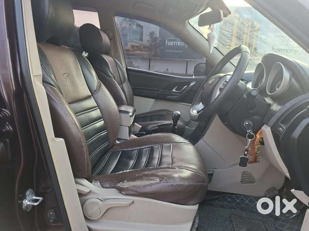 Mahindra Xuv500 2016 Diesel 130000 Km Driven