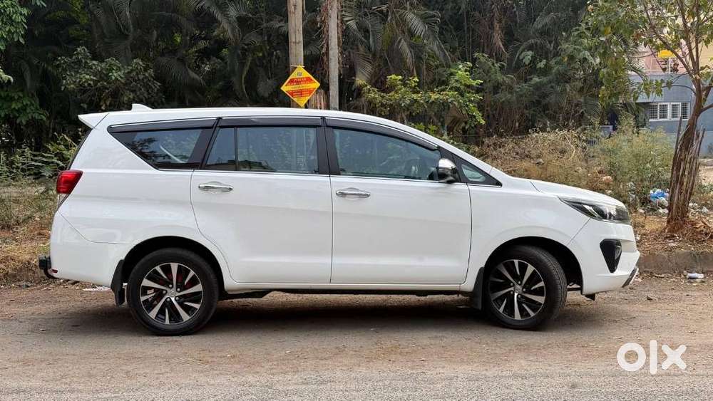 Toyota Innova Crysta 2.4 Z 7 Str, 2022, Diesel