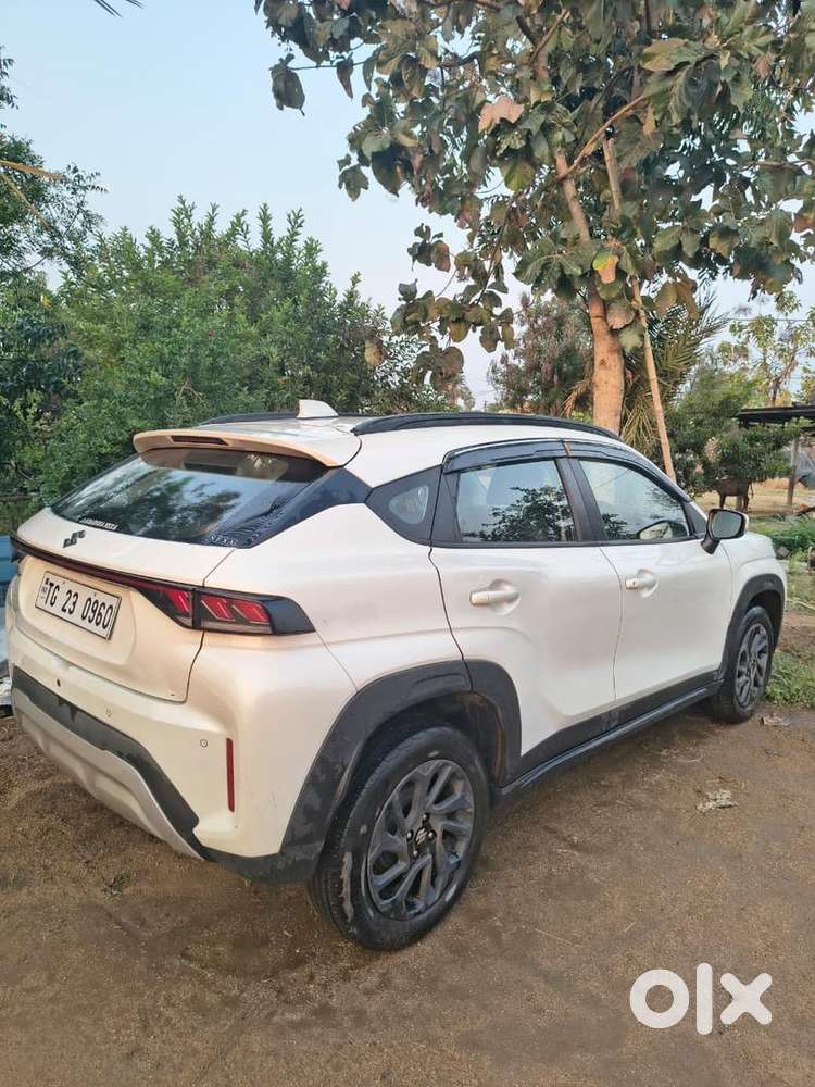 Maruti Suzuki Fronx 2024 Petrol Well Maintained