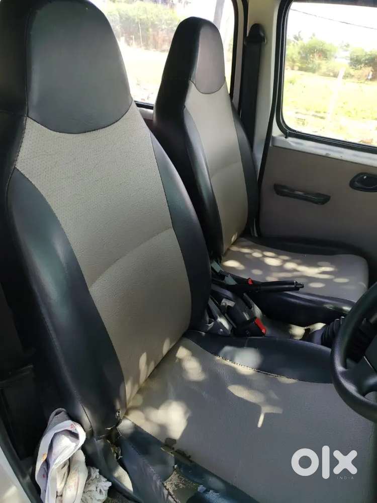 Maruti Suzuki Eeco 2013 Petrol 400000 Km Driven