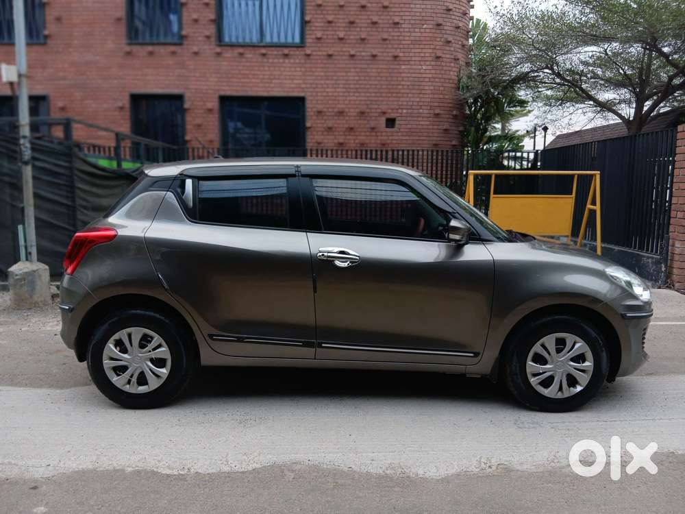 Maruti Suzuki Swift Vxi + Manual, 2018, Petrol