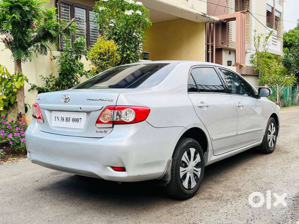 Toyota Corolla Altis [2008-2011] 1.4 D-4d Gl, 2011, Diesel