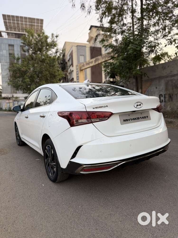 Hyundai Verna 1.5 Sx Diesel At, 2022, Diesel