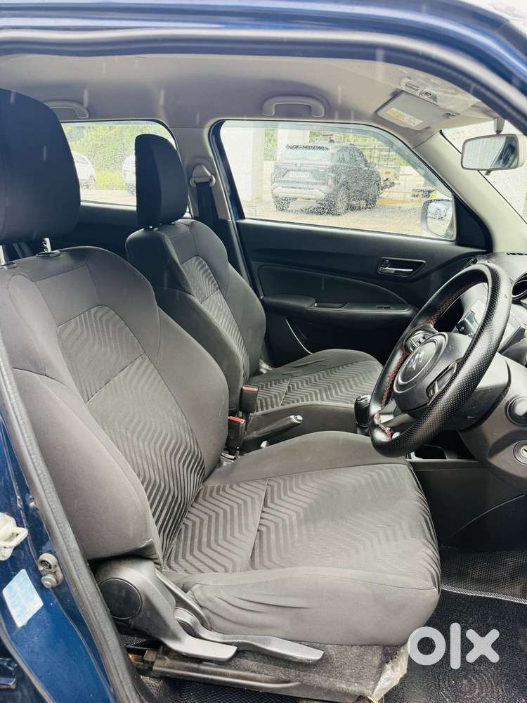 Maruti Suzuki Swift Vxi Optional, 2021, Petrol