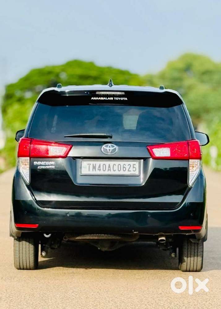 Toyota Innova Crysta 2.4 G Mt 7 Str, 2023, Diesel