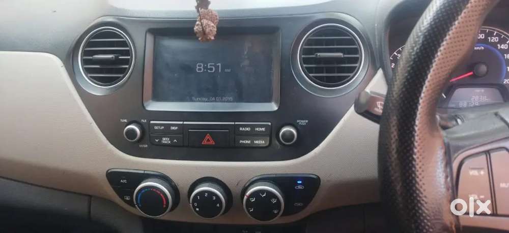 Hyundai Grand I10 1.2 Sportz 2048