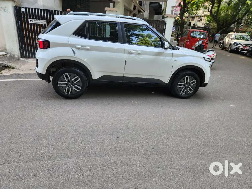 Hyundai Venue 1.0 S(o) Turbo Dct, Petrol, 2025