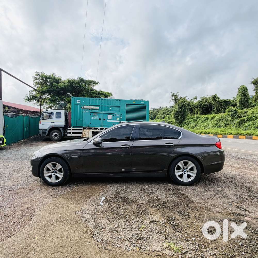 Bmw 5 Series 523i Sedan, 2011, Petrol