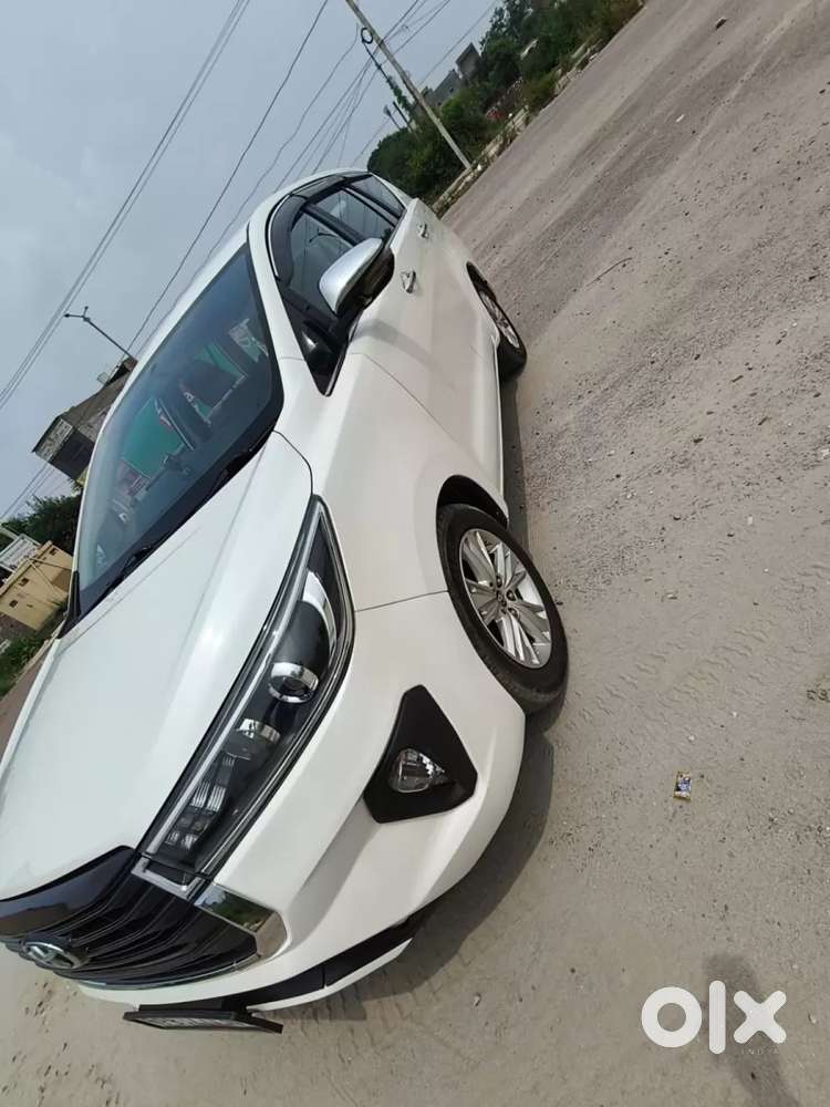 Toyota Innova Crysta 2.8 Zx At 7 Seater, 2019, Diesel