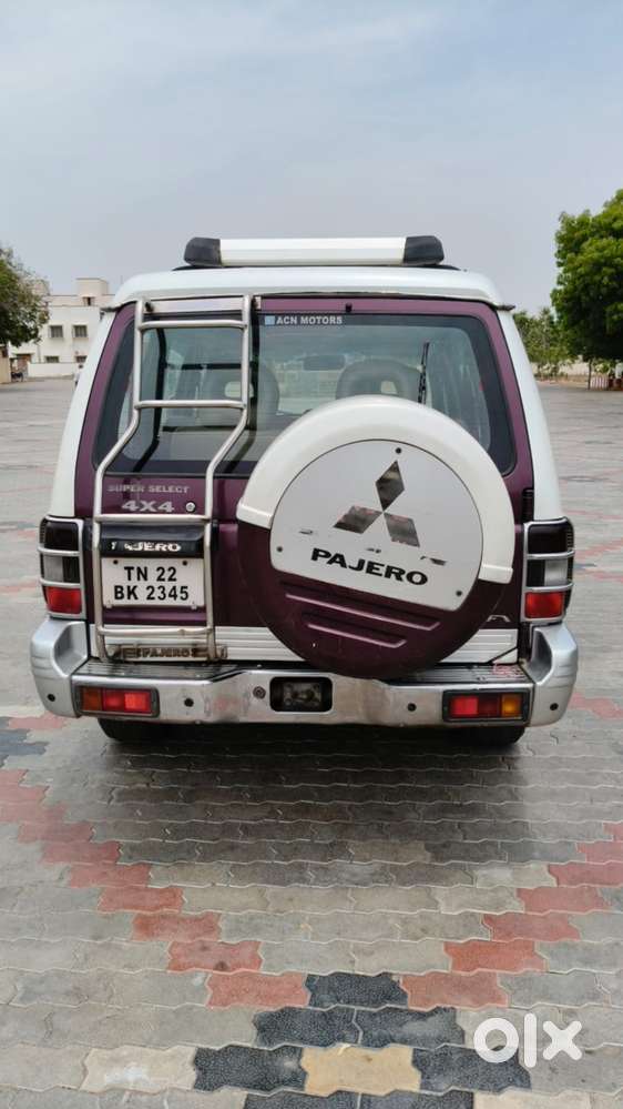 Mitsubishi Pajero 2.8 Sfx Bsiv Dual Tone, 2010, Diesel