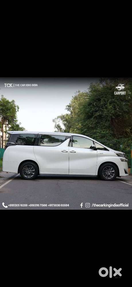 Toyota Vellfire 2.5 Executive Lounge, 2020, Petrol