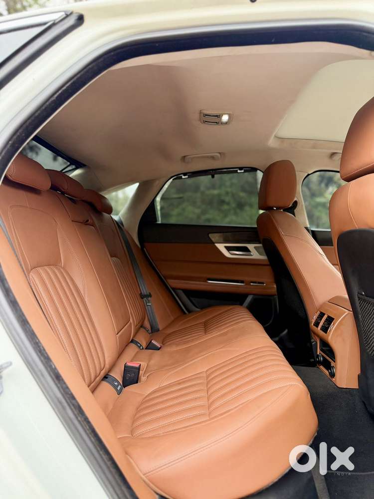 Jaguar Xf 2.0 Diesel Portfolio, 2018, Diesel