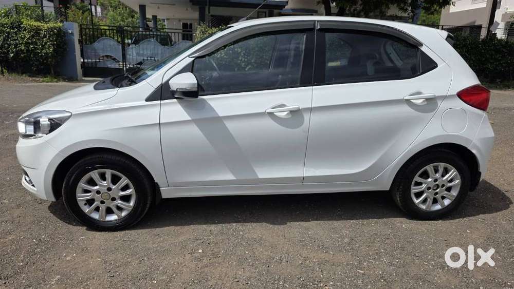 Tata Tigor Xz, 2016, Petrol
