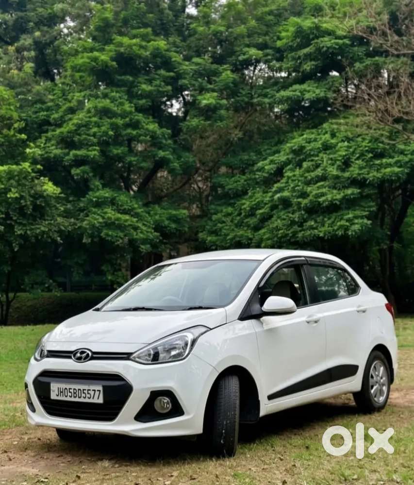 Hyundai Xcent Petrol Manual 2015 (doctor Driven)
