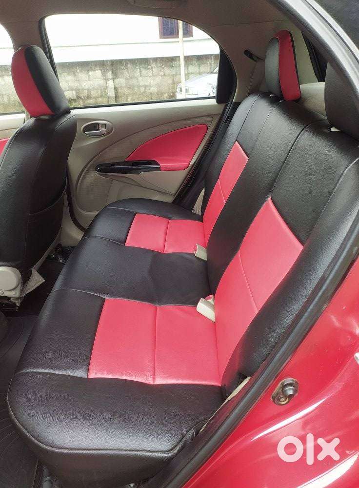 Toyota Etios Liva V Limited, 2016, Petrol