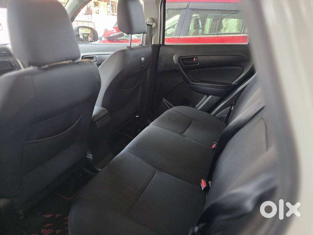 Maruti Suzuki Brezza Vdi, 2018, Diesel