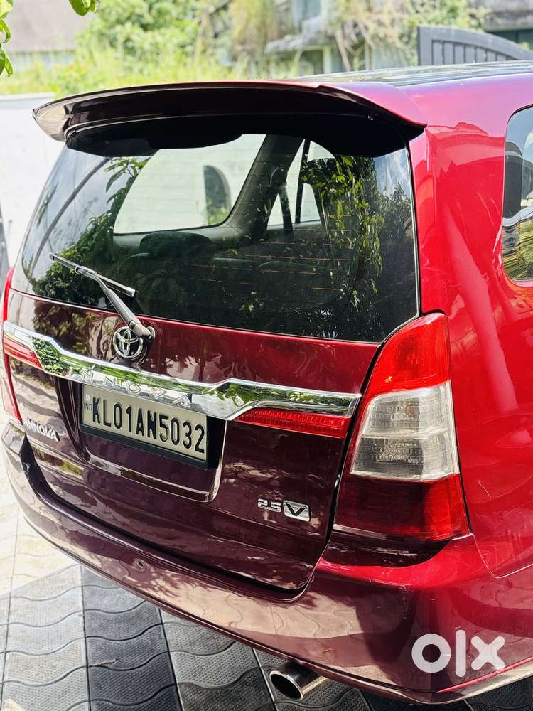 Toyota Innova 2.5 G (diesel) 8 Seater, 2006, Diesel
