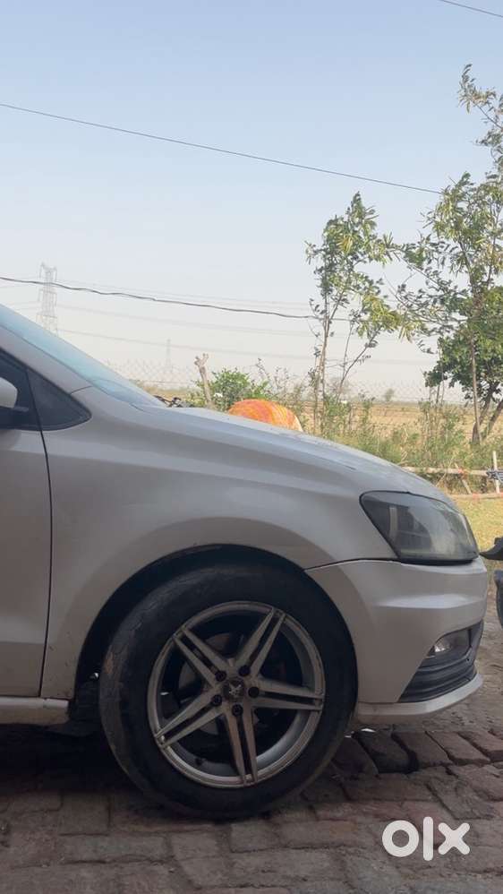 Volkswagen Ameo Petrol,cng2017