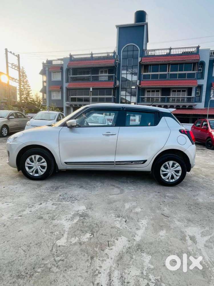 Maruti Suzuki Swift Vxi Optional, 2022, Petrol