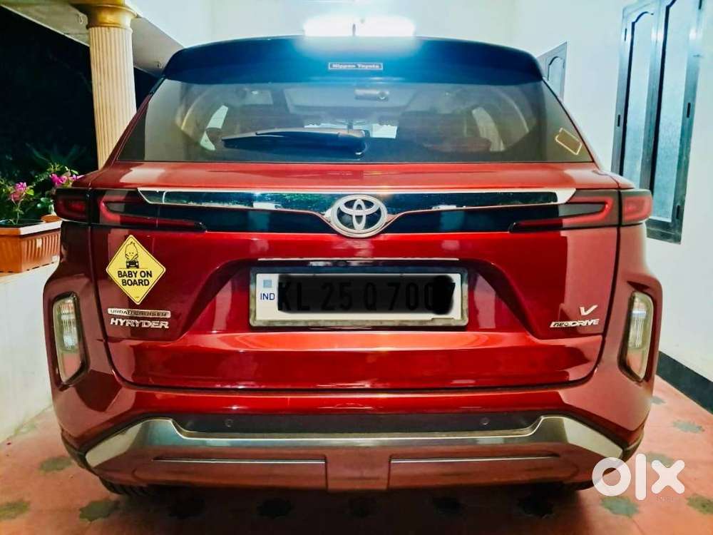 Toyota Hyryder Well Maintained