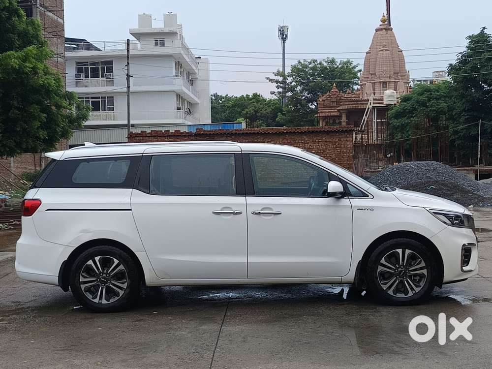 Kia Carnival Limousine Plus 7 Str, 2023, Diesel