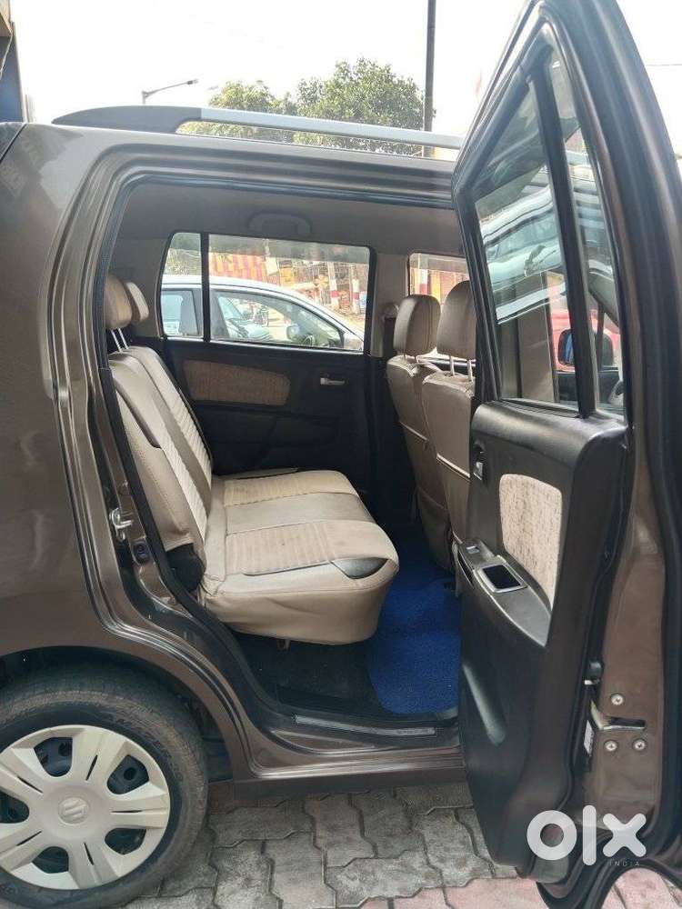 Maruti Suzuki Wagon R Amt Vxi, 2018, Petrol