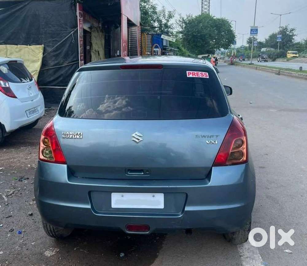Maruti Suzuki Swift 2010