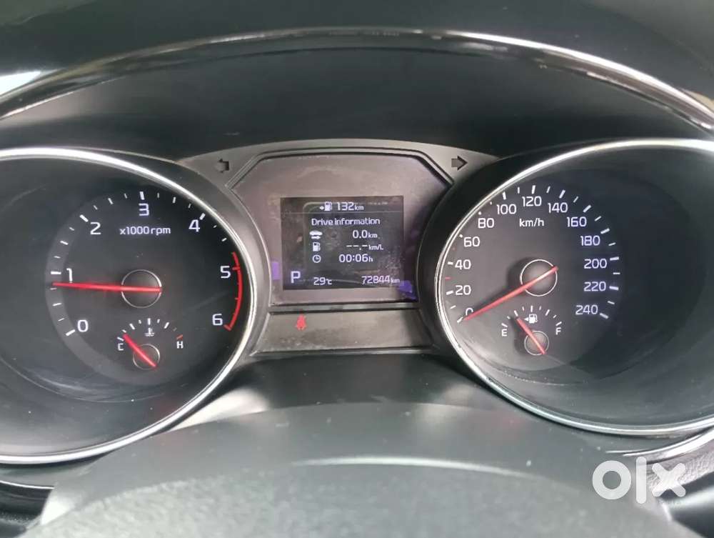 Kia Carnival Prestige, 2021, Diesel
