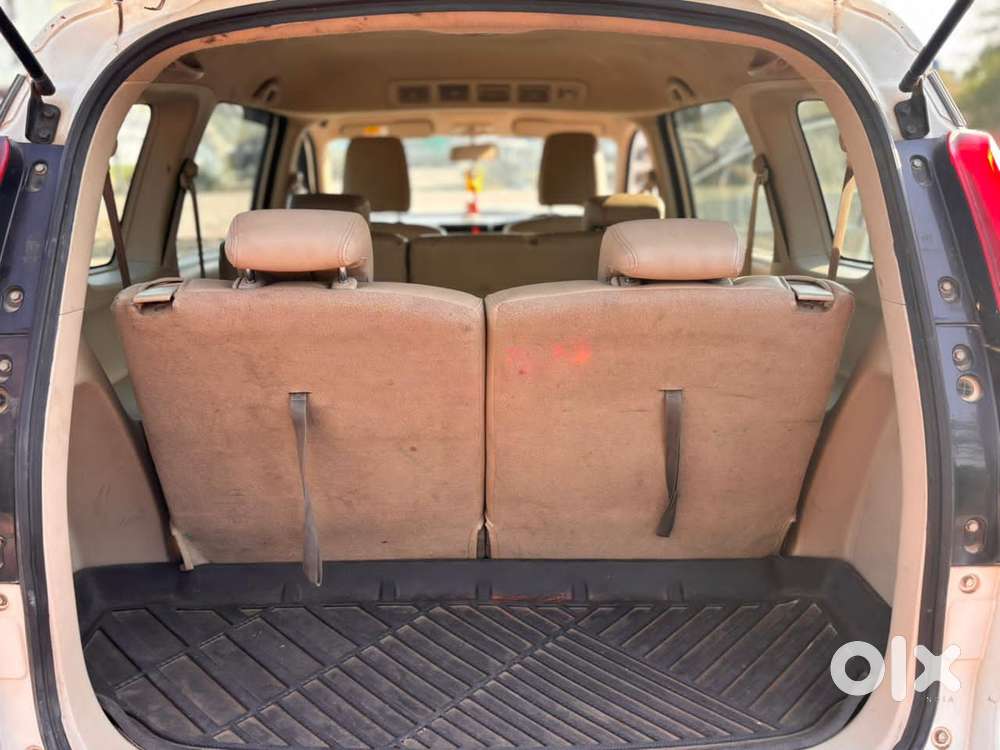 Maruti Suzuki Ertiga 1.5 Vxi, 2025, Petrol