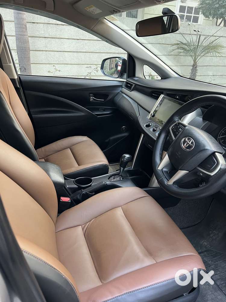 Toyota Innova Crysta 2.4 Gx Limited Edition At 7 Str, 2022, Diesel