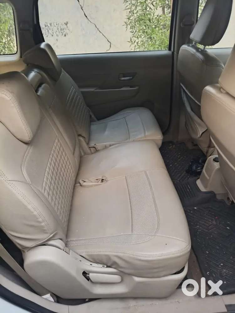 Maruti Suzuki Ertiga Vxis 2024