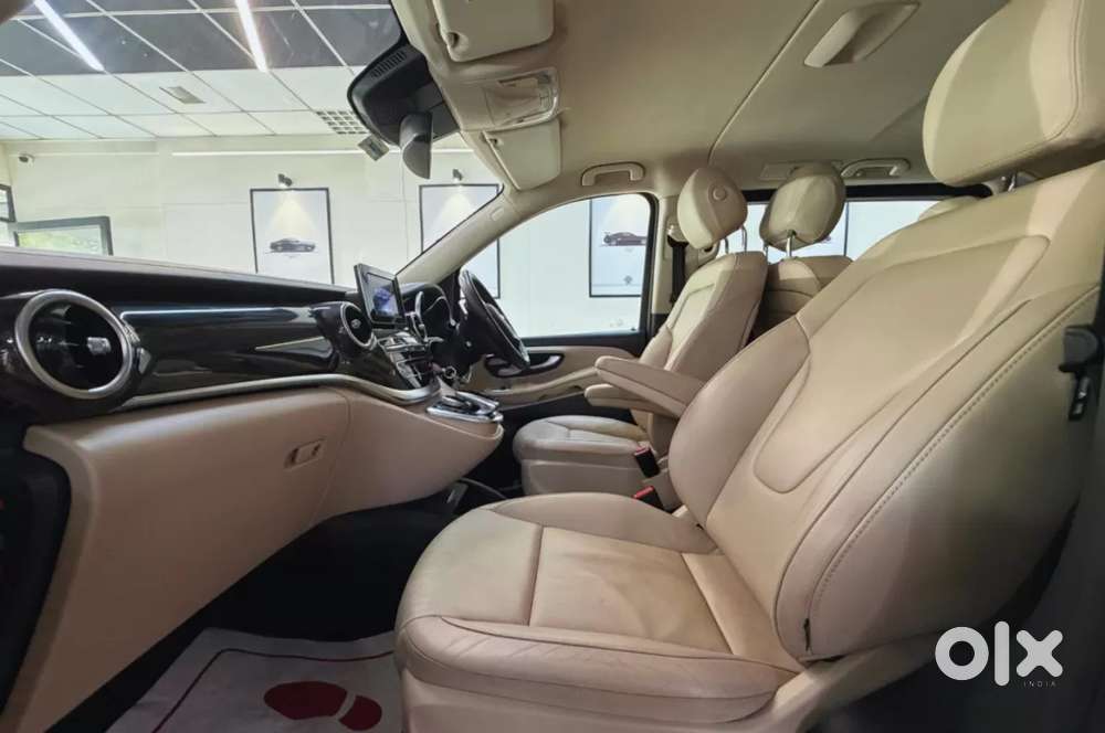Mercedes-benz V-class 2.1 220 Expression Diesel At, 2019, Diesel