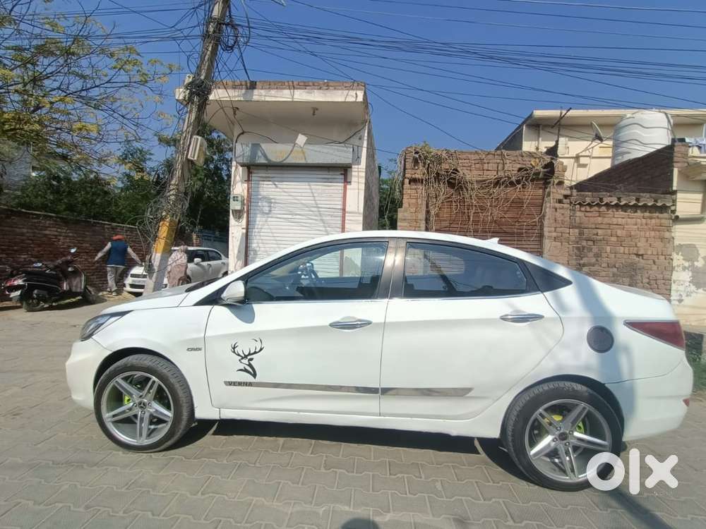 Hyundai Verna 2012 Diesel Good Condition. And Well Maintained