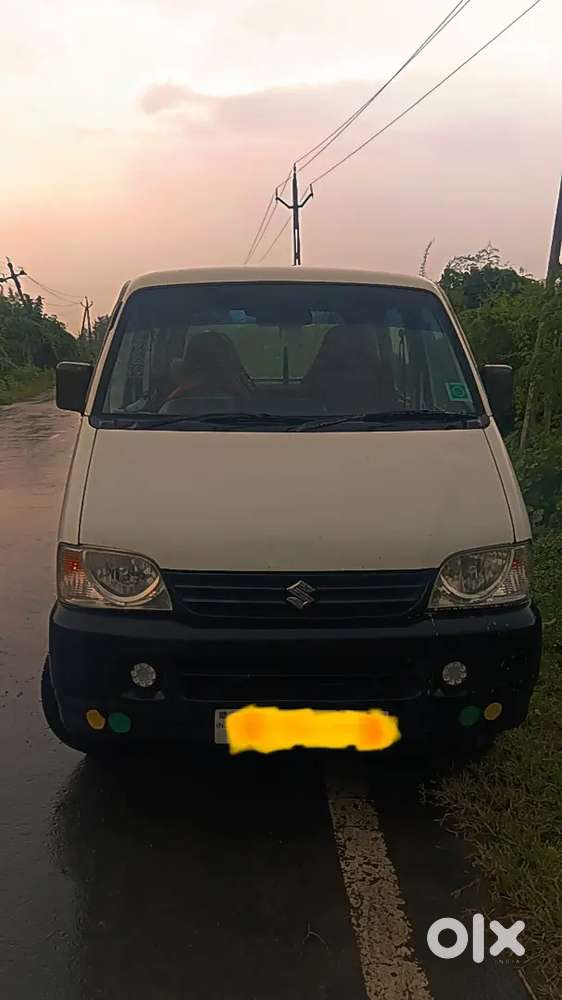 Eeco 5 Star Cng/petrol