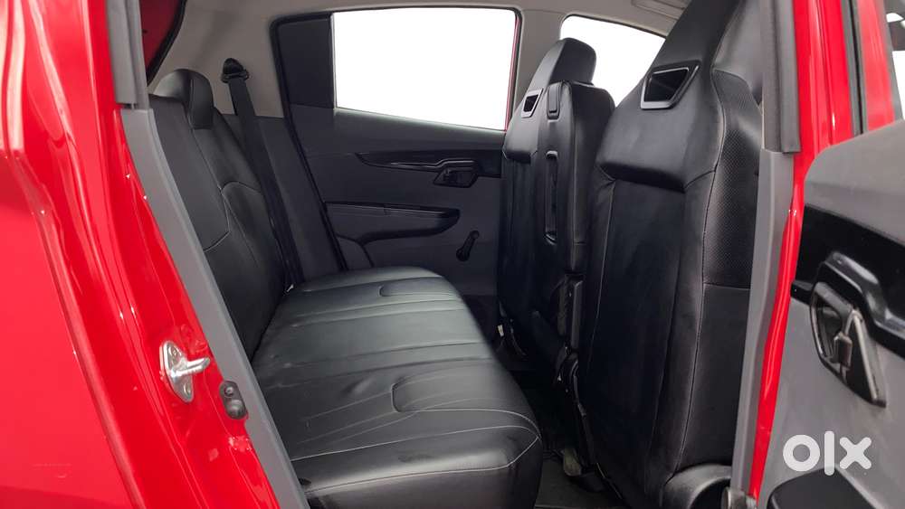 Mahindra Kuv100 Nxt 1.2 K2 Petrol 6 Str, 2018, Cng & Hybrids