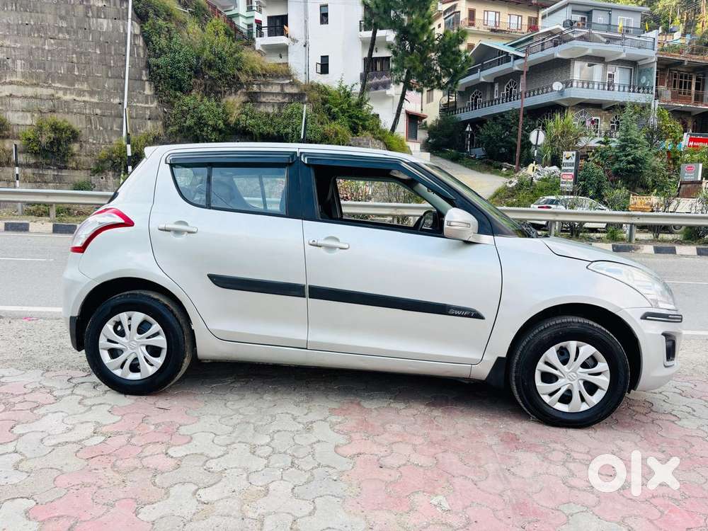 Maruti Suzuki Swift Vxi Optional, 2016, Petrol