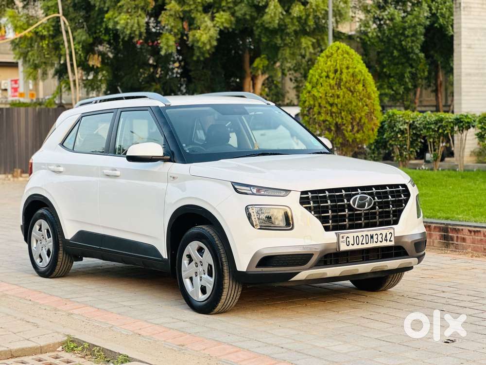 Hyundai Venue S Mt 1.2 Kappa, 2022, Cng & Hybrids