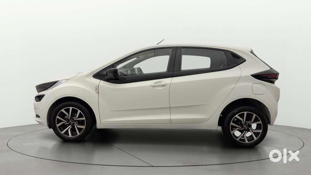 Tata Altroz 1.2 Xe, 2021, Petrol
