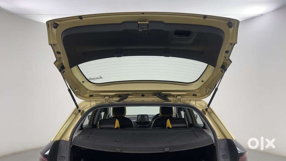 Tata Altroz Xz, 2020, Petrol