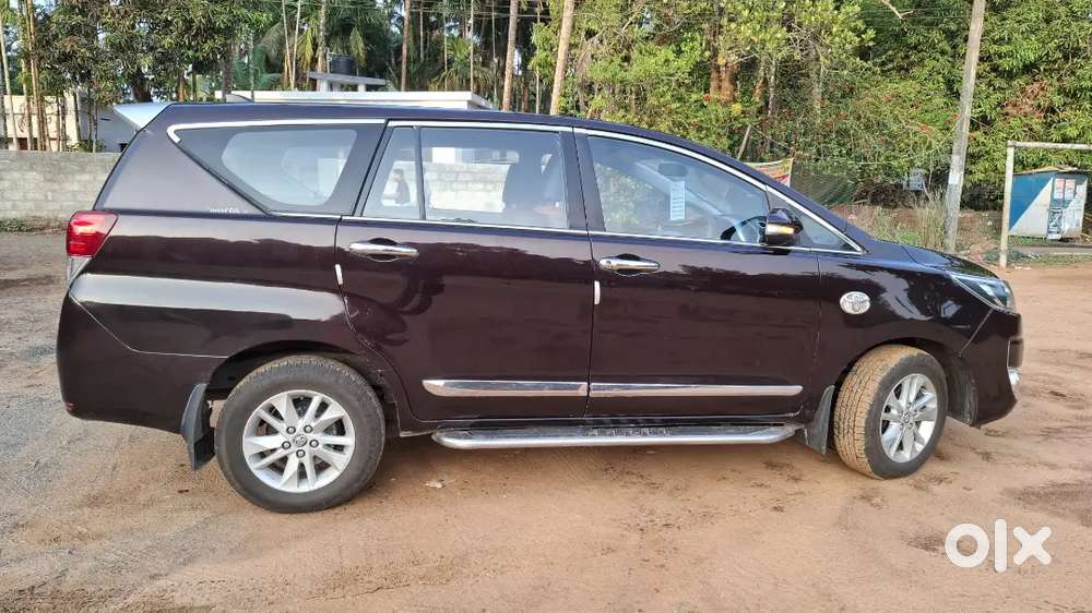 Toyota Innova Crysta 2017
