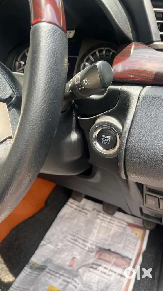 Toyota Innova Crysta 2024