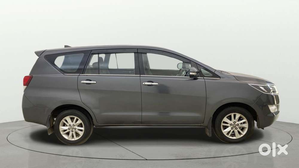 Toyota Innova Crysta 2.4 Vx Mt, 2016, Diesel