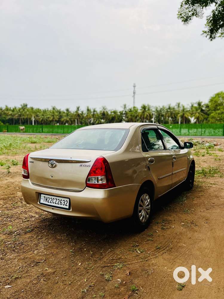 Toyota Etios 2010-2012 V, 2011, Petrol