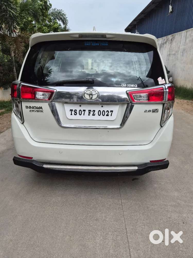 Toyota Innova Crysta 2.8 Zx At 7 Seater, 2018, Diesel