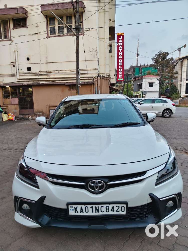 Toyota Glanza 1.2 V, 2024, Petrol