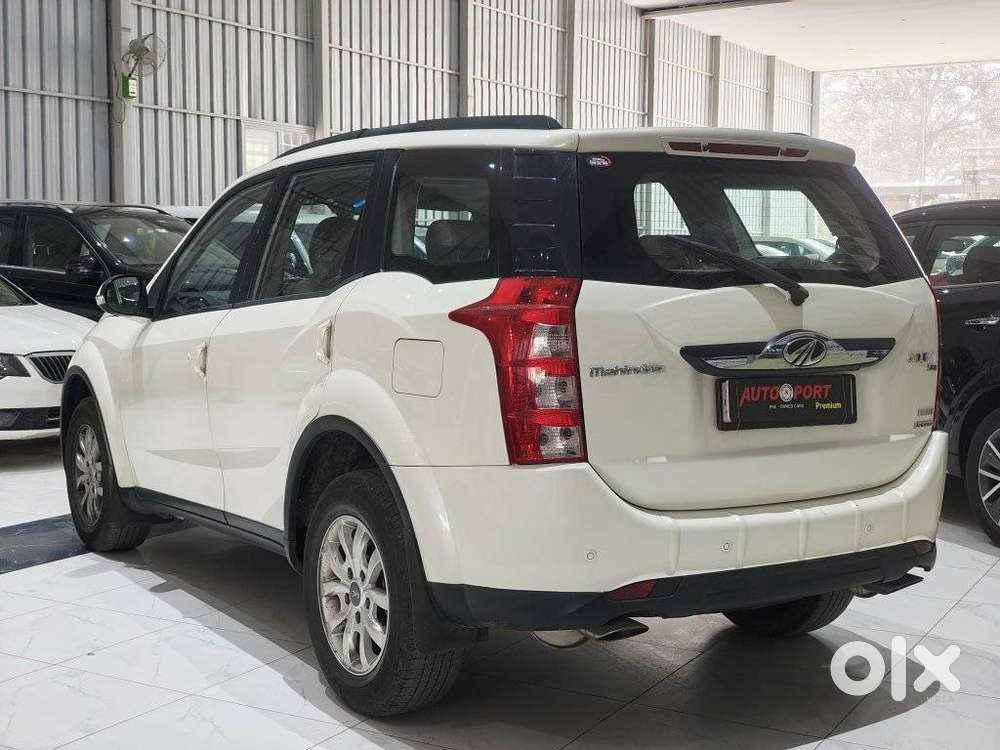 Mahindra Xuv500 At W10 Fwd, 2016, Diesel