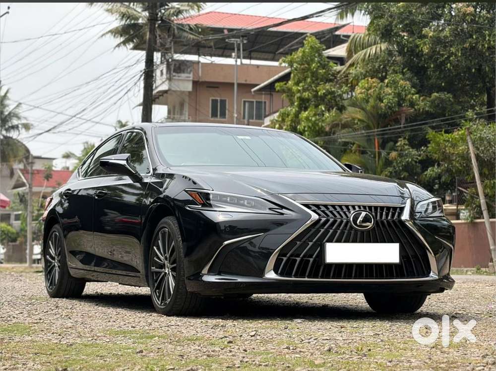 Lexus Es 300h Luxury, 2023, Petrol